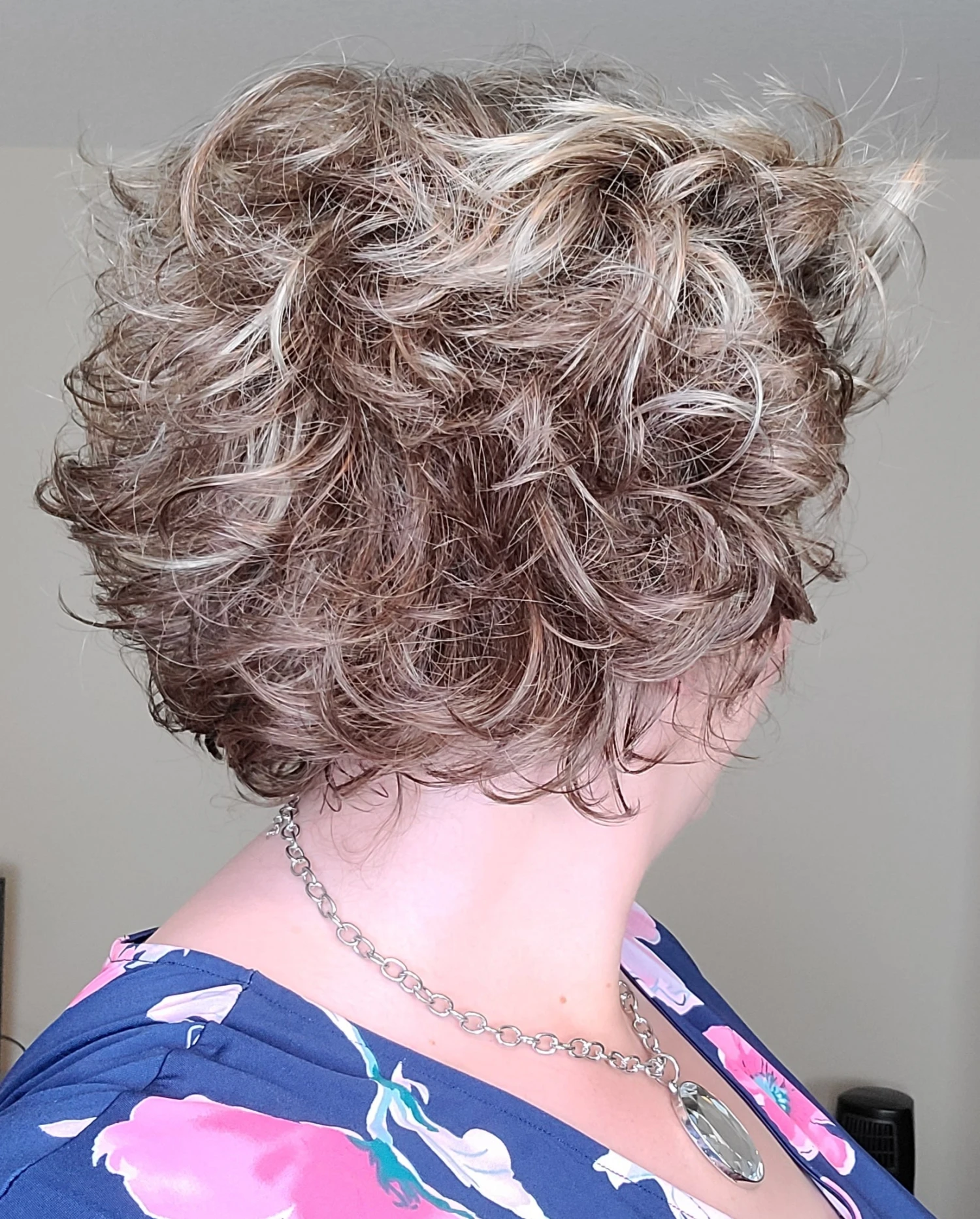 Wide Wig By Ellen Wille L Mono Crown 8 Wide Wig By Ellen Wille L Mono Crown - Image 8