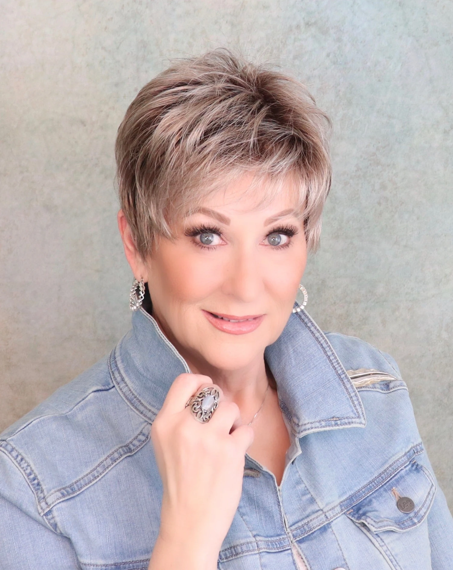 Barletta Hi Mono Wig By Ellen Wille | Mono Top 5 Barletta Hi Mono Wig By Ellen Wille | Mono Top - Image 5