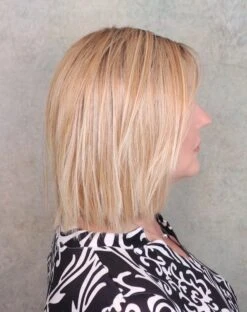 Lia II Wig By Ellen Wille | Mono Part 33 Lia II Wig By Ellen Wille | Mono Part -Hair Haven Shop LiaEWSaharaBeigeRside